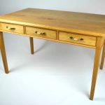 Custom made timber furniture. Custom made furniture and furniture maker. Custom made timber desk made from White Oak and Fijian Mahogany Desk